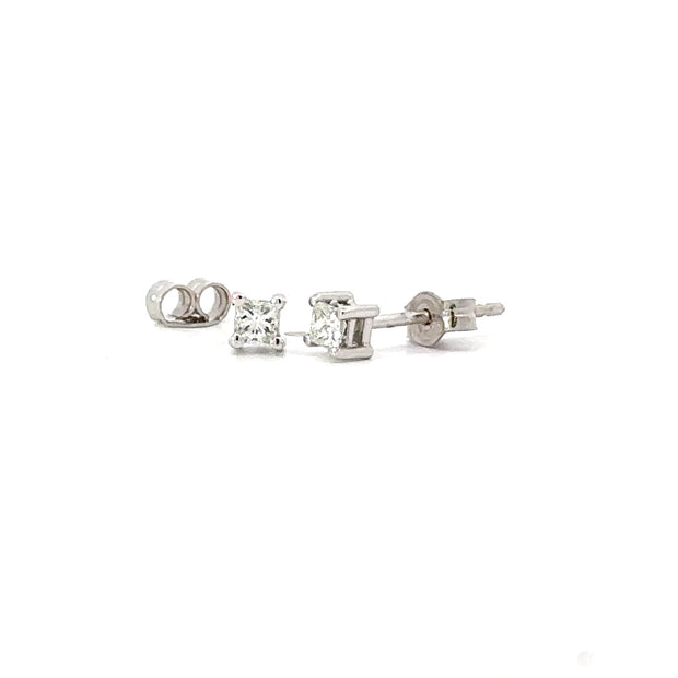 Boucles d'oreilles à tige en diamant taille princesse