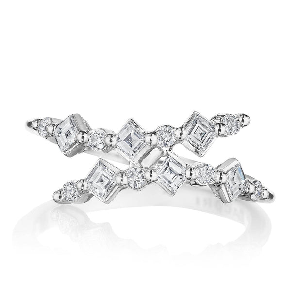Carré and Round Diamond Ring in 18kt White Gold
