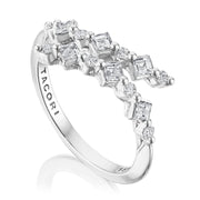 Carré and Round Diamond Ring in 18kt White Gold