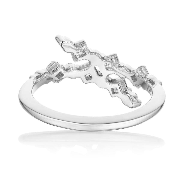 Carré and Round Diamond Ring in 18kt White Gold
