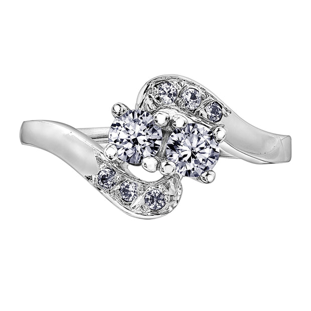 Round Diamond Toi-Et-Moi Ring