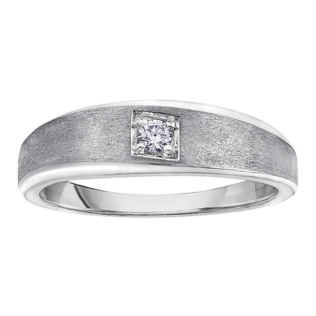 Canadian Diamond Solitaire Band