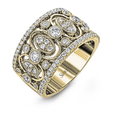 Right Hand Ring in 18k Gold with Diamonds