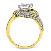 Engagement Ring in 18k Gold with Diamonds