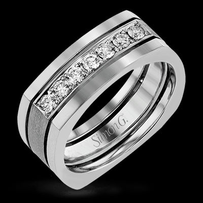 Men Ring in 14k Gold with Diamonds