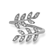 Right Hand Ring in 18k Gold with Diamonds
