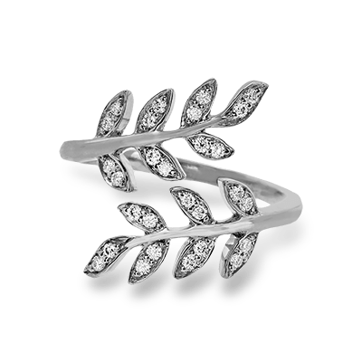 Right Hand Ring in 18k Gold with Diamonds