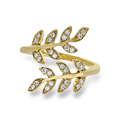 Right Hand Ring in 18k Gold with Diamonds