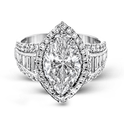 Engagement Ring in 18k Gold with Diamonds