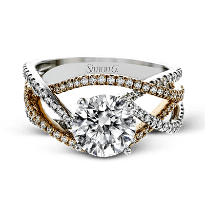 Engagement Ring in 18k Gold with Diamonds