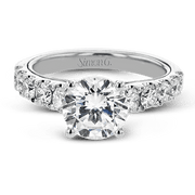 Engagement Ring in 18k Gold with Diamonds