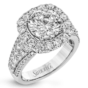 Engagement Ring in 18k Gold with Diamonds