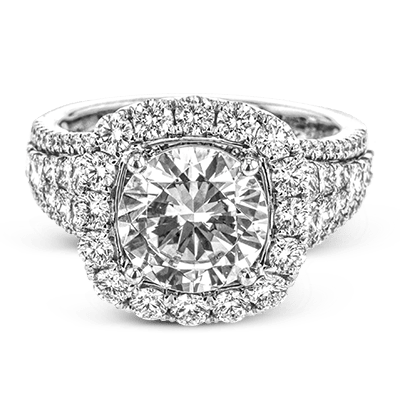 Engagement Ring in 18k Gold with Diamonds