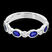 Color Ring in 18k Gold with Diamonds