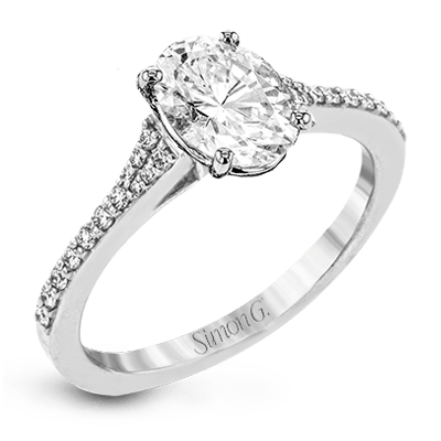 Engagement Ring in 18k Gold with Diamonds