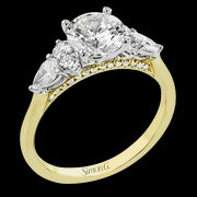 Engagement Ring in 18k Gold with Diamonds