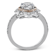 Engagement Ring in 18k Gold with Diamonds