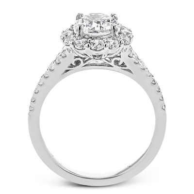 Engagement Ring in 18k Gold with Diamonds