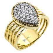 Right Hand Ring in 18k Gold with Diamonds