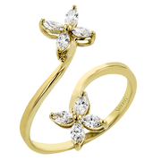 Right Hand Ring in 18k Gold