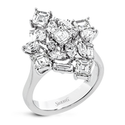 Right Hand Ring in 18k Gold with Diamonds