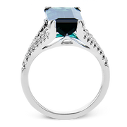 Color Ring in 18k Gold with Diamonds