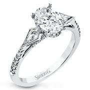 Engagement Ring in 18k Gold with Diamonds