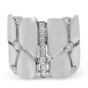 Right Hand Ring in 18k Gold with Diamonds