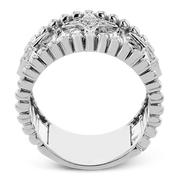 Right Hand Ring in 18k Gold with Diamonds