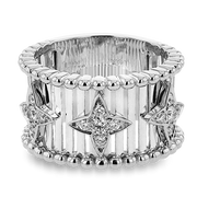 Right Hand Ring in 18k Gold with Diamonds