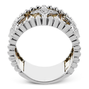 Right Hand Ring in 18k Gold with Diamonds