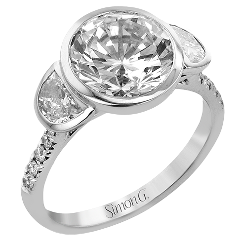 Bague de fiançailles en or 18 carats avec diamants