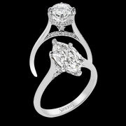 Engagement Ring in 18k Gold with Diamonds