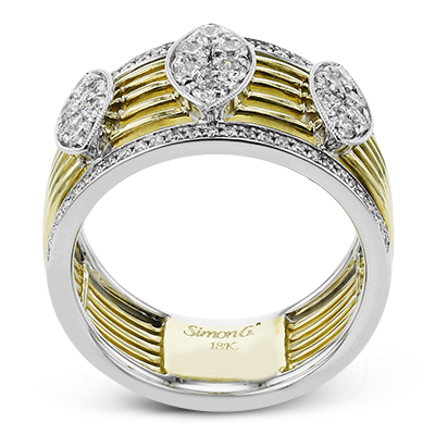 Right Hand Ring in 18k Gold with Diamonds