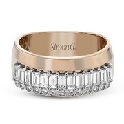 Right Hand Ring in 18k Gold with Diamonds