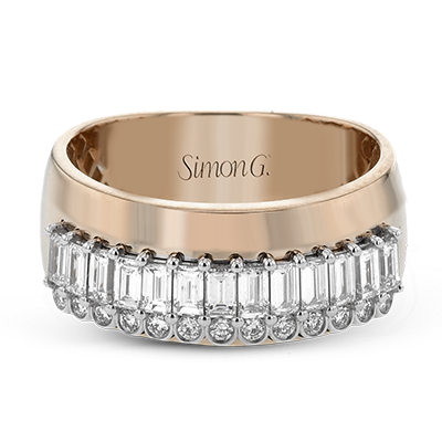 Right Hand Ring in 18k Gold with Diamonds