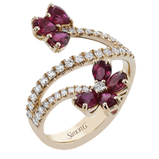 Color Ring in 18k Gold with Diamonds