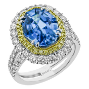 Color Ring in 18k Gold with Diamonds