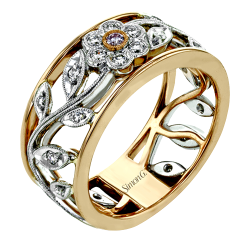 Right Hand Ring in 18k Gold with Diamonds