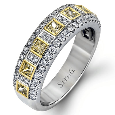 Anniversary Ring in 18k Gold with Diamonds