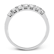 Anniversary Ring in Platinum with Diamonds