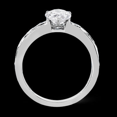 Engagement Ring in 18k Gold with Diamonds