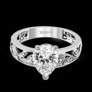 Engagement Ring in 18k Gold with Diamonds