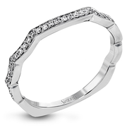Engagement Ring in 18k Gold with Diamonds