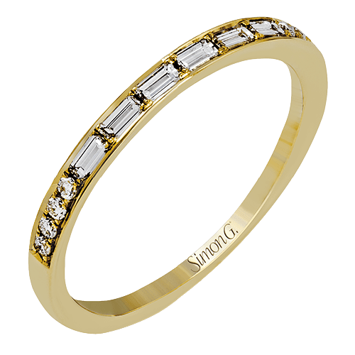 Wedding Band in 18k Gold with Diamonds