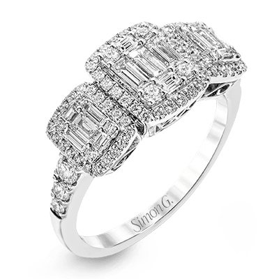 Bague main droite en or 18 carats avec diamants