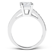 Engagement Ring in 18k Gold