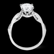 Engagement Ring in 18k Gold with Diamonds