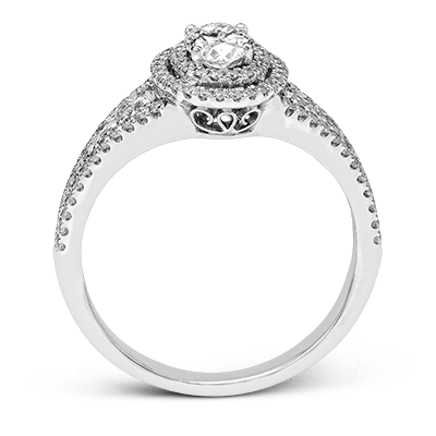 Engagement Ring in 18k Gold with Diamonds