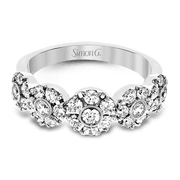 Right Hand Ring in 18k Gold with Diamonds
